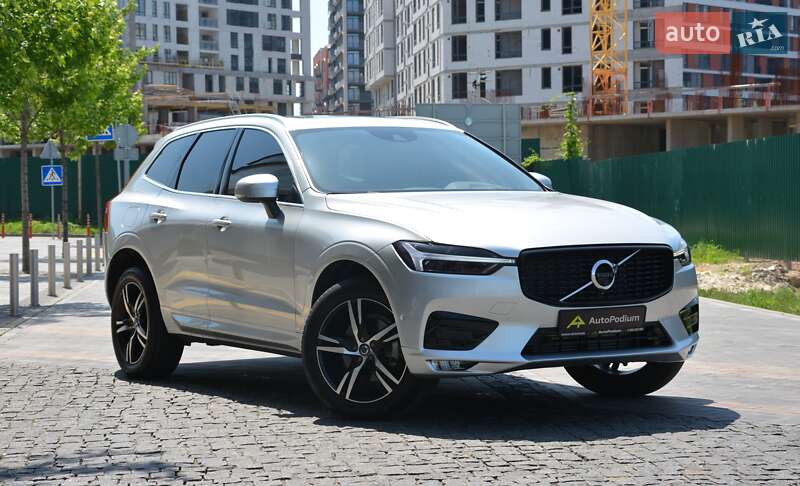 Внедорожник / Кроссовер Volvo XC60 2018 в 