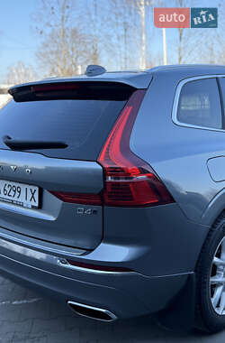 Внедорожник / Кроссовер Volvo XC60 2017 в 