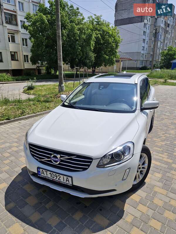 Внедорожник / Кроссовер Volvo XC60 2015 в Калуше