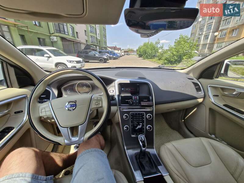 Внедорожник / Кроссовер Volvo XC60 2015 в Калуше