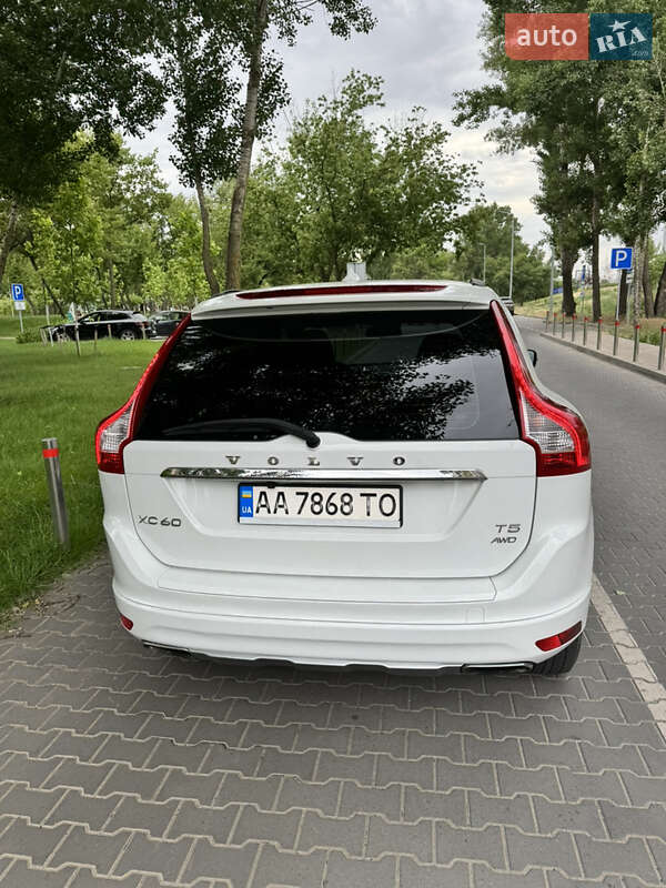 Внедорожник / Кроссовер Volvo XC60 2014 в Киеве