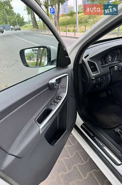 Внедорожник / Кроссовер Volvo XC60 2014 в 