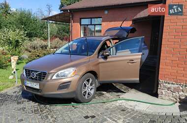 Внедорожник / Кроссовер Volvo XC60 2011 в 