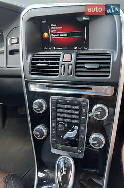 Внедорожник / Кроссовер Volvo XC60 2015 в Одессе