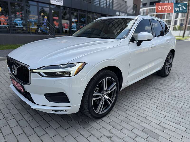 Внедорожник / Кроссовер Volvo XC60 2018 в 
