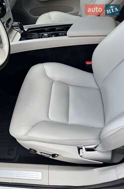 Внедорожник / Кроссовер Volvo XC60 2018 в 