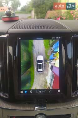 Внедорожник / Кроссовер Volvo XC60 2022 в 