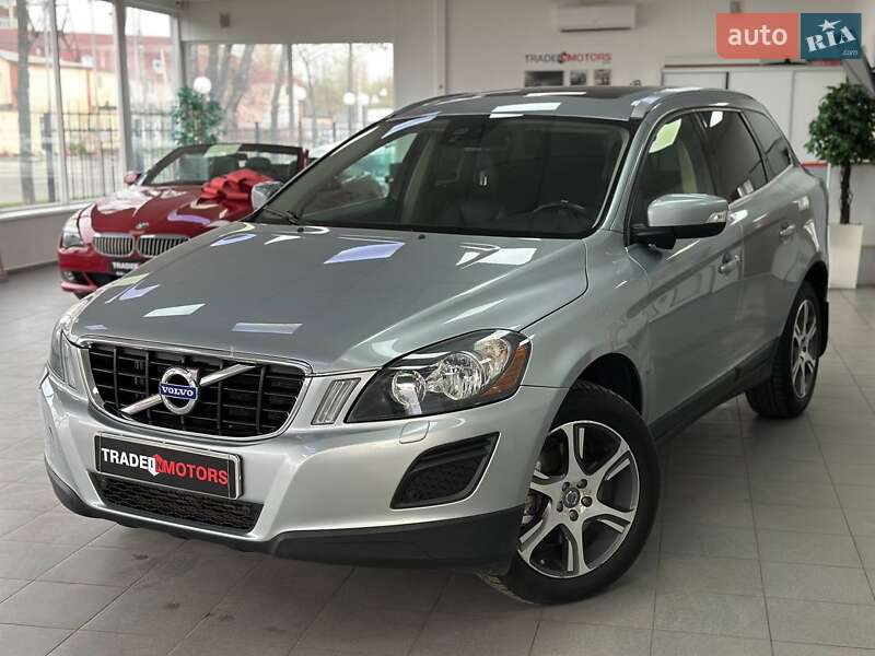 Внедорожник / Кроссовер Volvo XC60 2012 в Киеве
