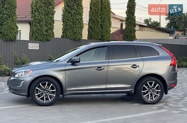 Внедорожник / Кроссовер Volvo XC60 2016 в 