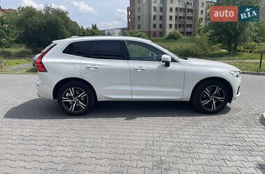 Внедорожник / Кроссовер Volvo XC60 2018 в 