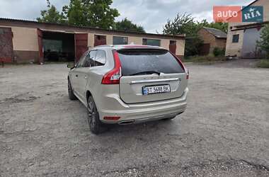 Внедорожник / Кроссовер Volvo XC60 2017 в 