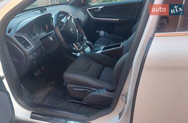 Внедорожник / Кроссовер Volvo XC60 2014 в 