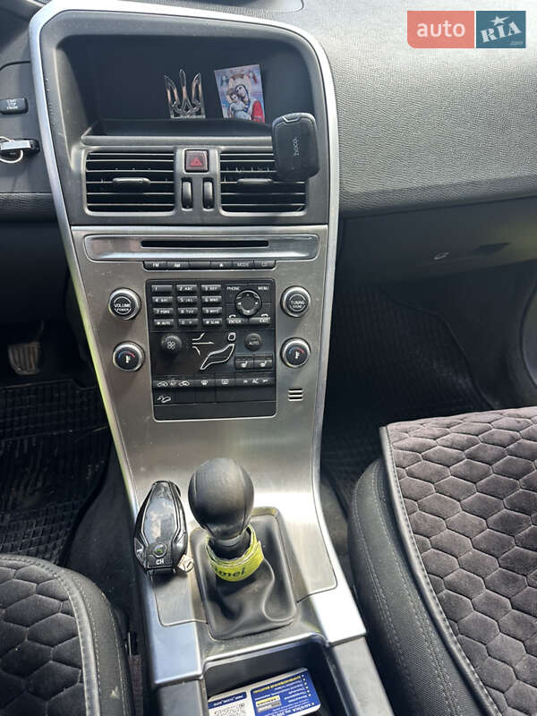 Внедорожник / Кроссовер Volvo XC60 2009 в Ивано-Франковске