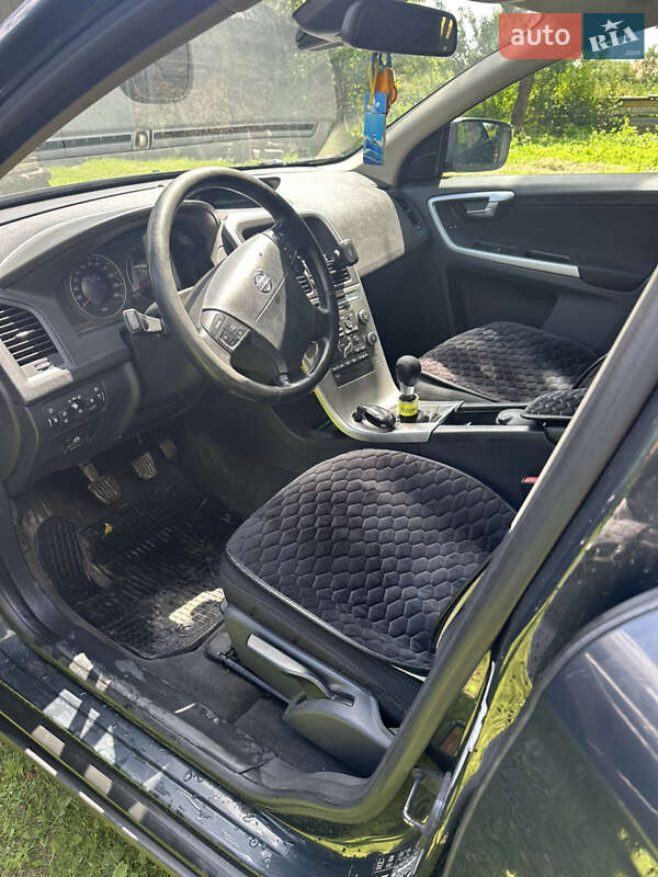 Внедорожник / Кроссовер Volvo XC60 2009 в Ивано-Франковске