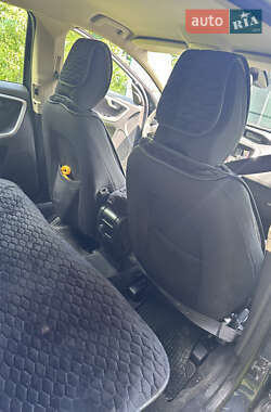 Внедорожник / Кроссовер Volvo XC60 2009 в 