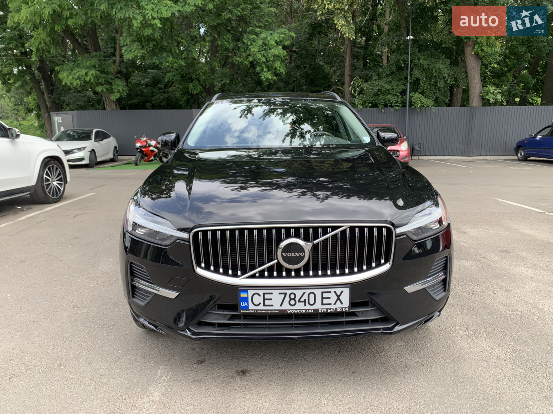 Volvo XC60 2021 VIN YV4L12DK9N1905627 фото оголошення 2 з 32