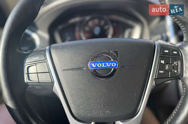 Внедорожник / Кроссовер Volvo XC60 2014 в 