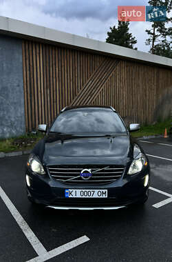 Внедорожник / Кроссовер Volvo XC60 2013 в 