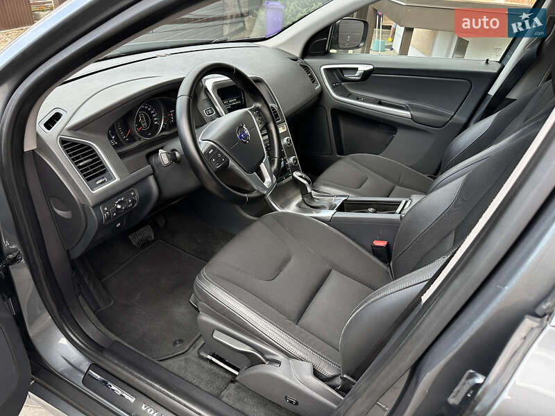 Внедорожник / Кроссовер Volvo XC60 2016 в Ивано-Франковске