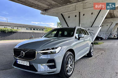 Внедорожник / Кроссовер Volvo XC60 2023 в 