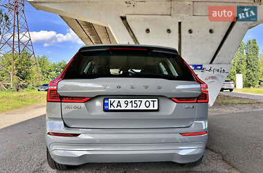 Внедорожник / Кроссовер Volvo XC60 2023 в 