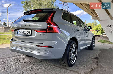 Внедорожник / Кроссовер Volvo XC60 2023 в 