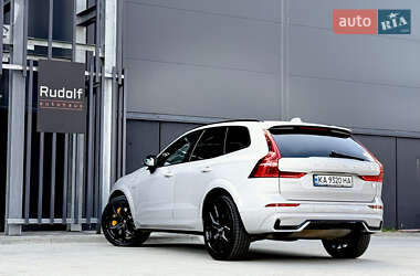 Внедорожник / Кроссовер Volvo XC60 2021 в 