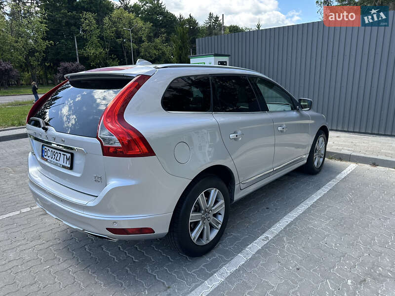 Внедорожник / Кроссовер Volvo XC60 2017 в Львове