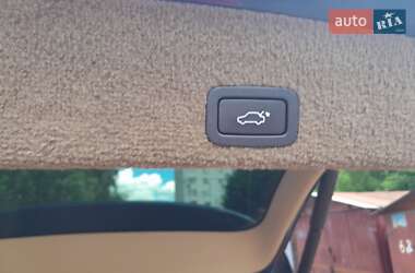 Внедорожник / Кроссовер Volvo XC60 2012 в 
