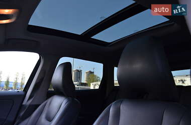 Внедорожник / Кроссовер Volvo XC60 2014 в 