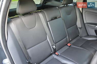 Внедорожник / Кроссовер Volvo XC60 2014 в 