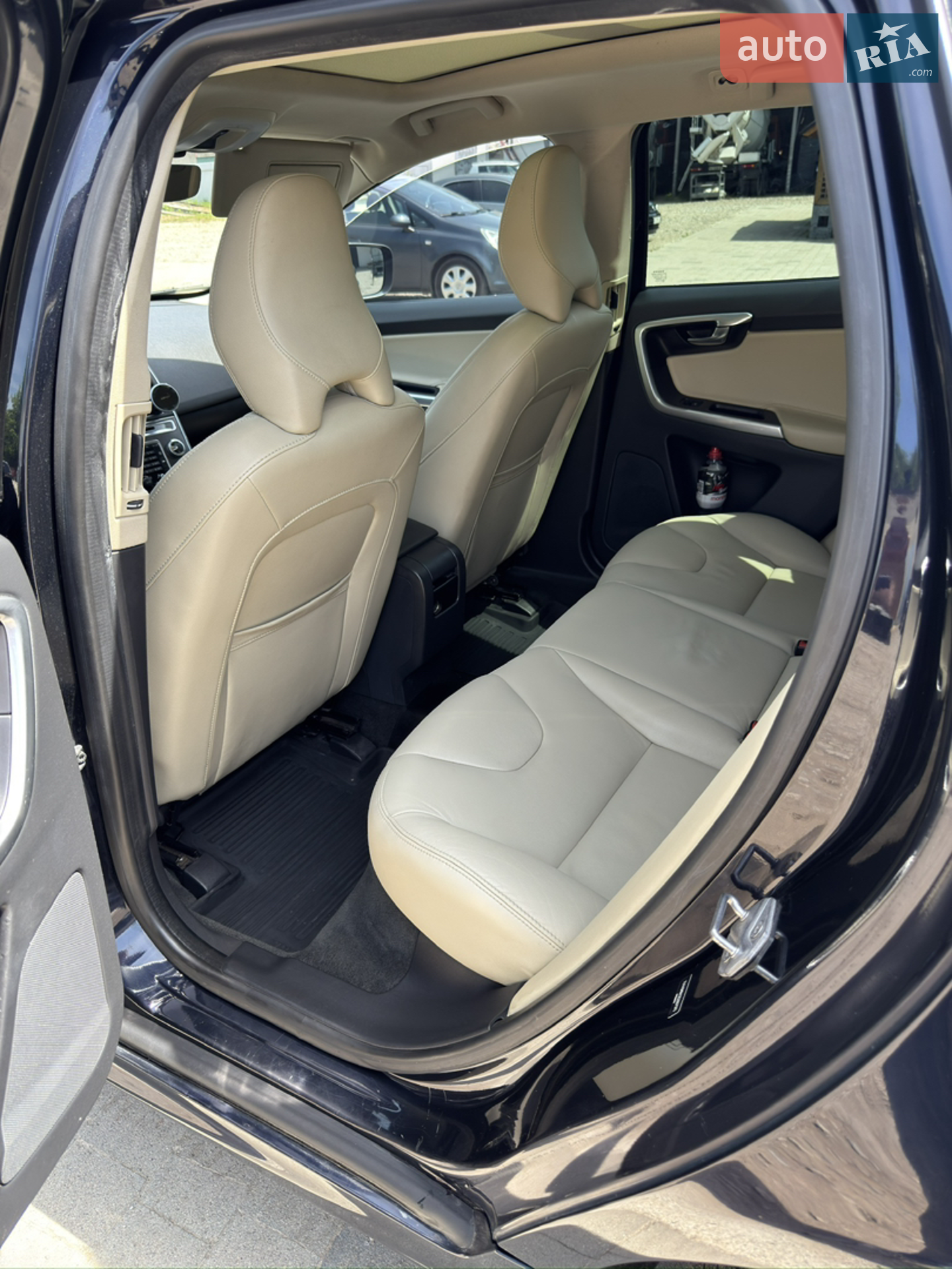 2015 Volvo XC60 - мініатюра 11