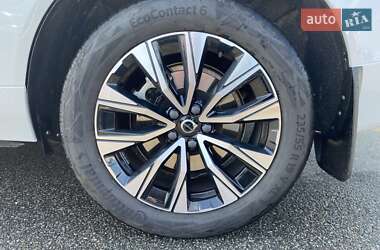 Внедорожник / Кроссовер Volvo XC60 2023 в 