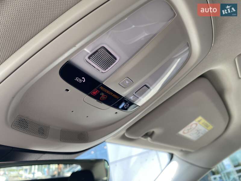 Внедорожник / Кроссовер Volvo XC60 2023 в Киеве