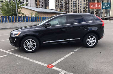 Внедорожник / Кроссовер Volvo XC60 2015 в 