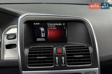 Внедорожник / Кроссовер Volvo XC60 2016 в 