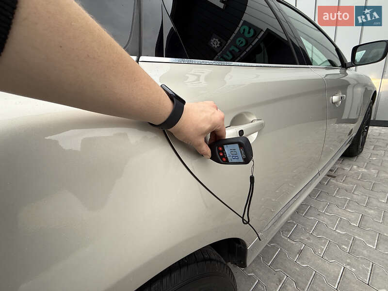 Внедорожник / Кроссовер Volvo XC60 2016 в Владимире