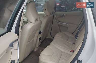Внедорожник / Кроссовер Volvo XC60 2012 в 