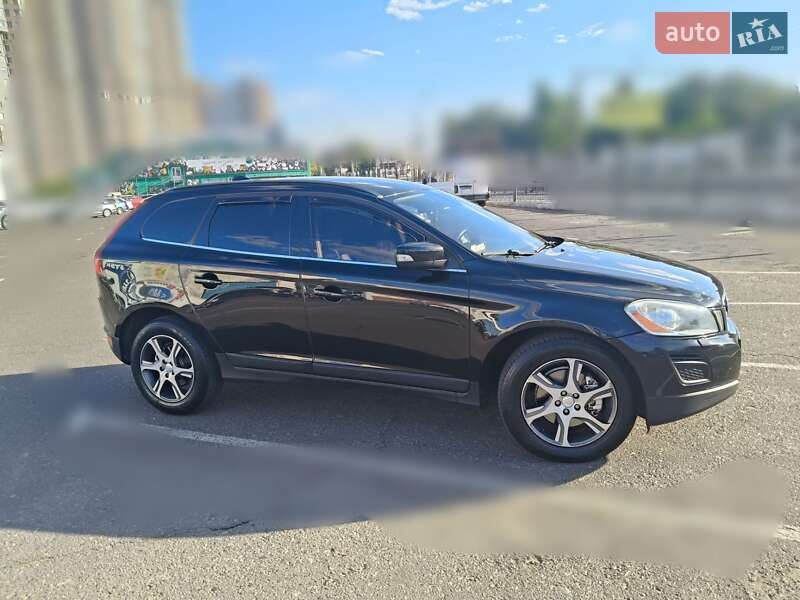 Volvo XC60 2012