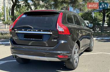 Внедорожник / Кроссовер Volvo XC60 2017 в 