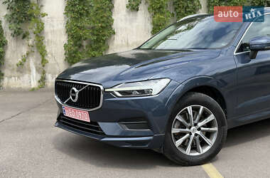 Внедорожник / Кроссовер Volvo XC60 2019 в 