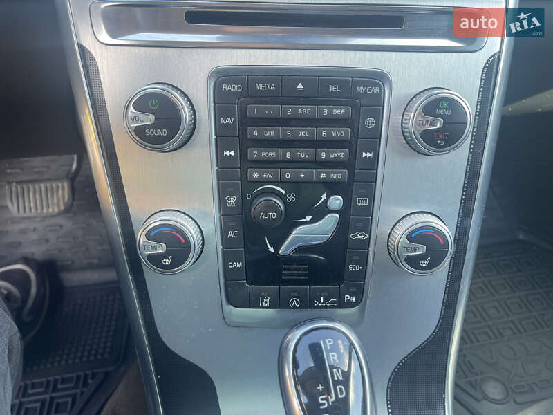 Внедорожник / Кроссовер Volvo XC60 2014 в Черновцах фото 17 Внедорожник / Кроссовер Volvo XC60 2014 в Черновцах