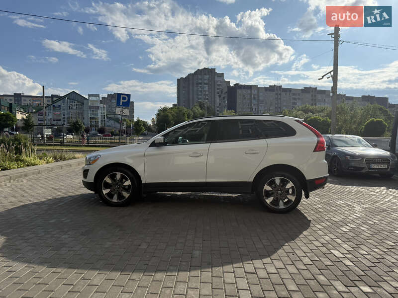 Внедорожник / Кроссовер Volvo XC60 2013 в Львове