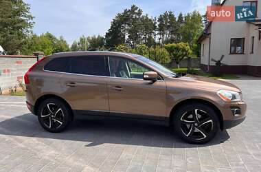 Внедорожник / Кроссовер Volvo XC60 2009 в Костополе
