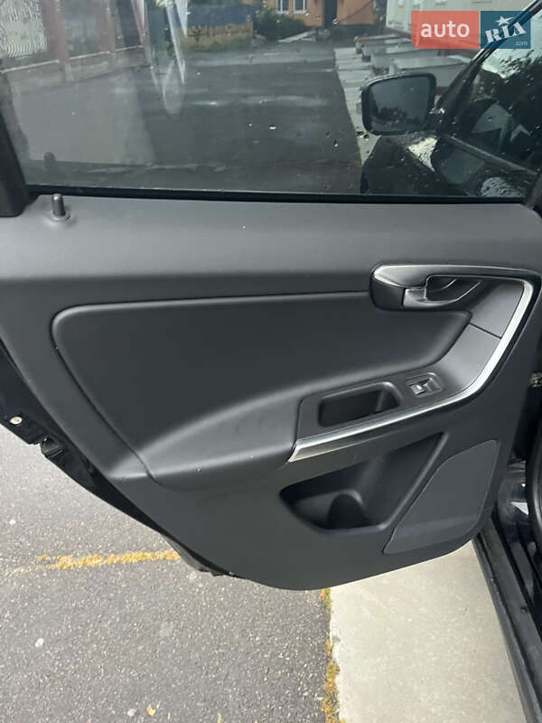 Внедорожник / Кроссовер Volvo XC60 2012 в Здолбунове фото 7 Внедорожник / Кроссовер Volvo XC60 2012 в Здолбунове