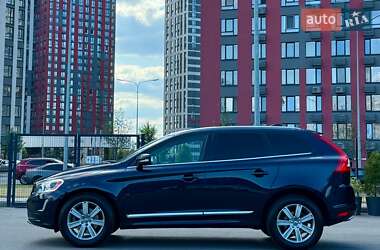 Внедорожник / Кроссовер Volvo XC60 2016 в 