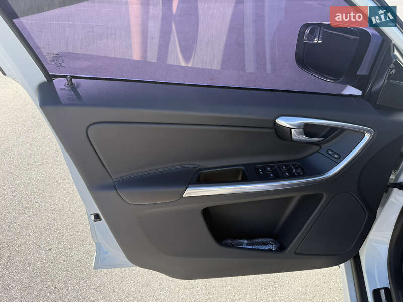 Позашляховик / Кросовер Volvo XC60 2016 в Вінниці