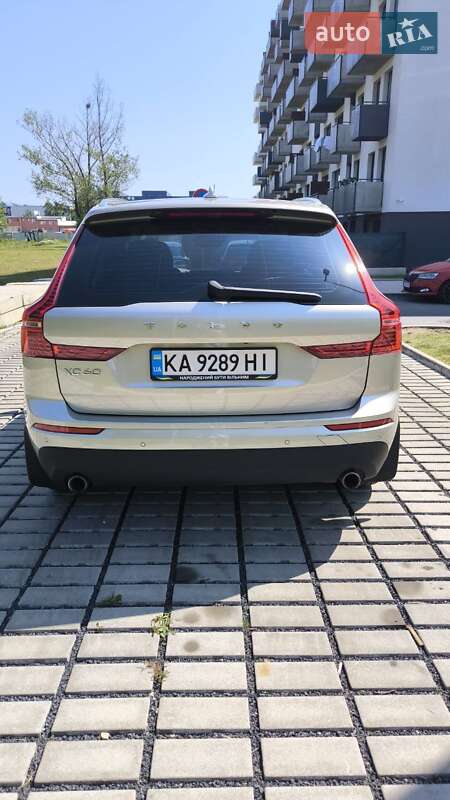 Внедорожник / Кроссовер Volvo XC60 2020 в Ивано-Франковске фото 16 Внедорожник / Кроссовер Volvo XC60 2020 в Ивано-Франковске