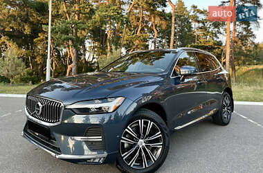Внедорожник / Кроссовер Volvo XC60 2021 в 
