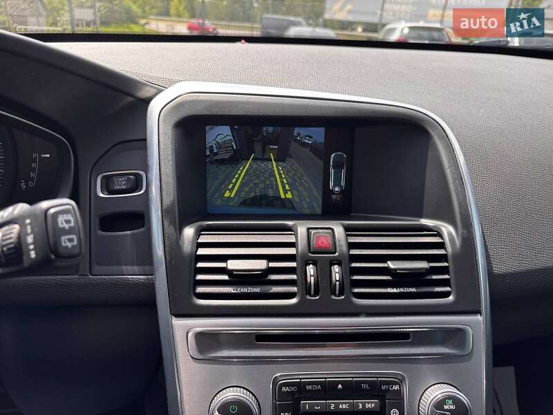 Позашляховик / Кросовер Volvo XC60 2017 в Львові